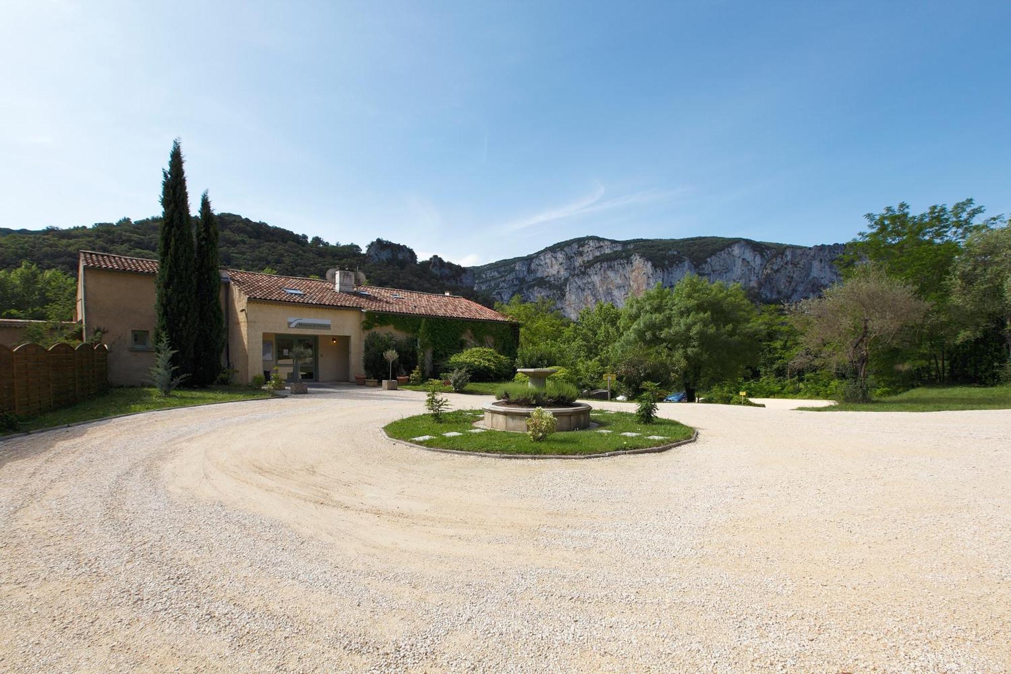 Vacanceole - Le Domaine De Chames - Pont D'Arc Vallon-Pont-dʼArc Buitenkant foto